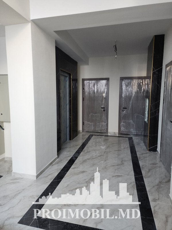 Apartament cu 2 camere, 70 m², Centru, Chișinău foto 3