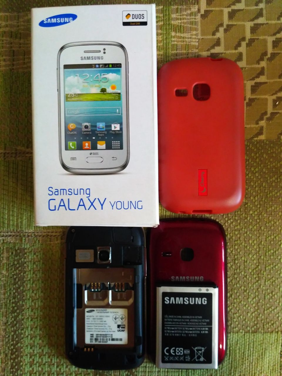 LG - 15 euro, Samsung - 30 euro