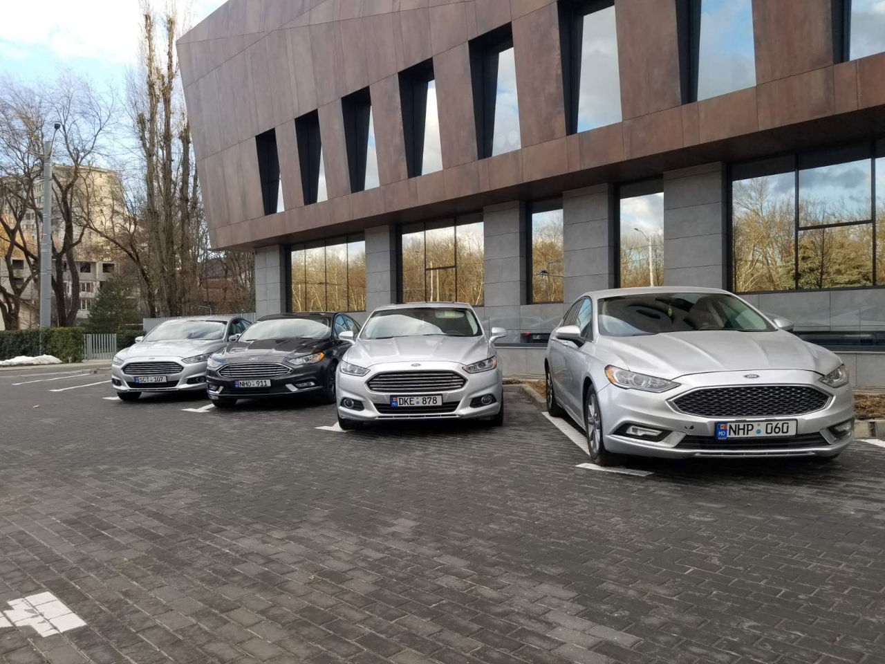 Rent a Car Chisinau doar automobile econome Moldova, Chirie auto chisinau foto 2