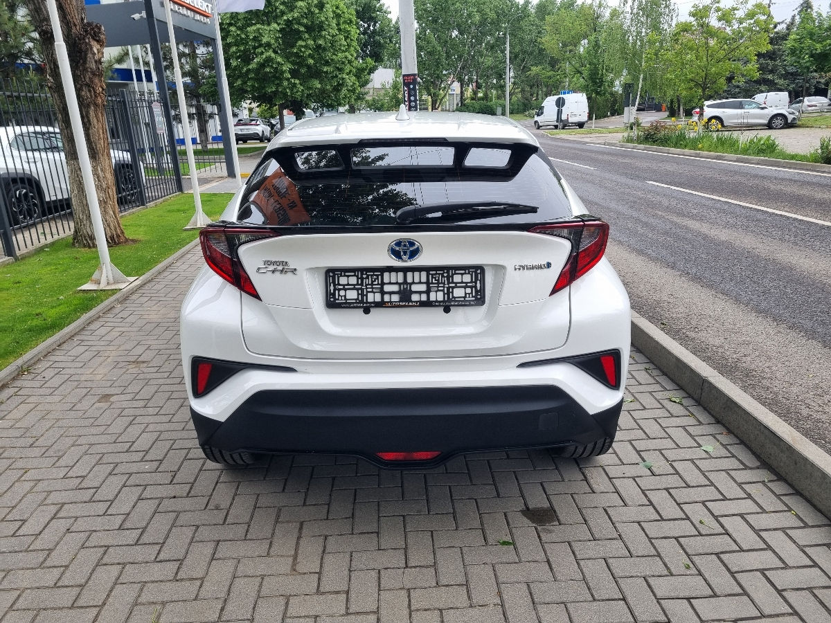Toyota C-HR 2023 photo 6