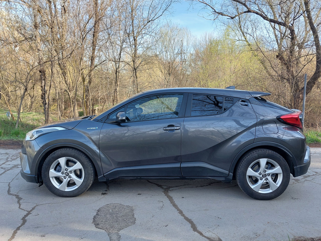 Toyota C-HR foto 3