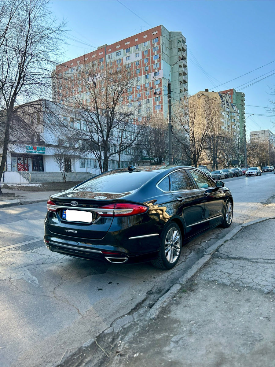 Ford Mondeo фото 1