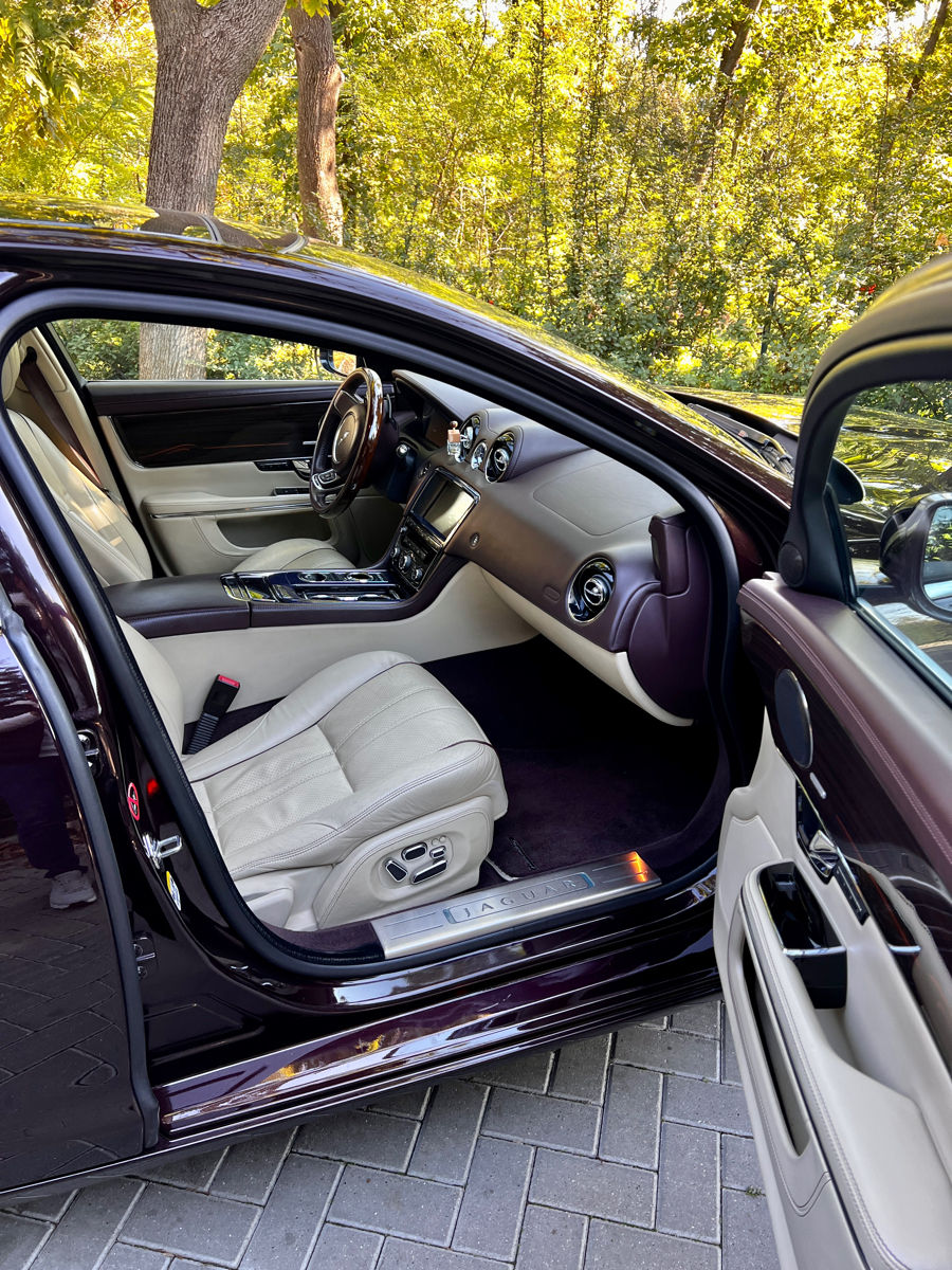 Jaguar XJ фото 8