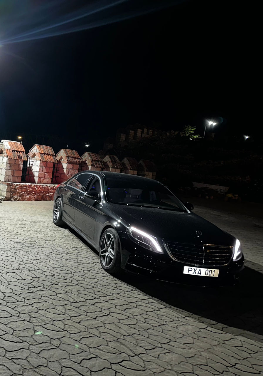 Mercedes S-Class foto 1