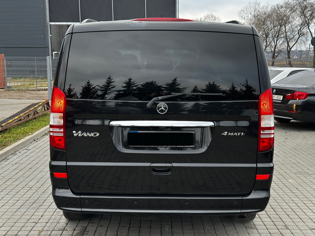 Mercedes Viano фото 4