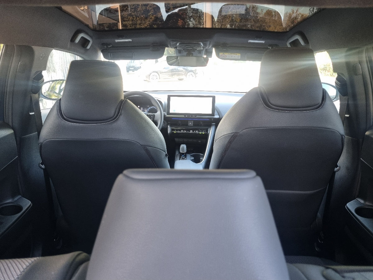 Toyota C-HR 2024 photo 17