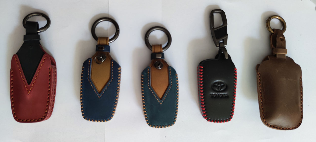 Husa eco-piele și piele cheie Toyota 2019-2023 foto 8