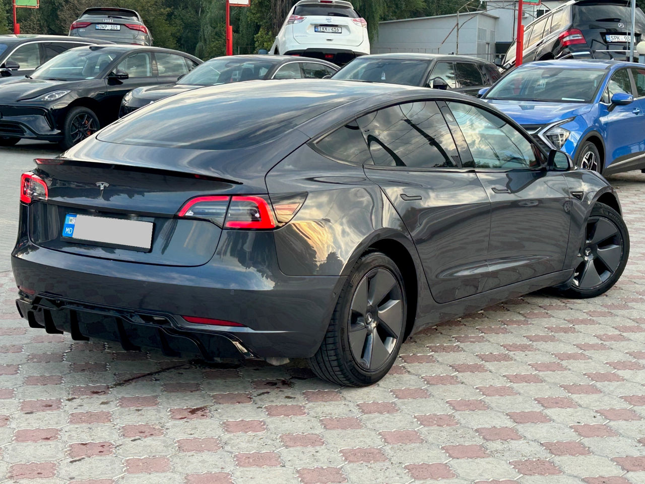 Tesla Model 3 foto 3