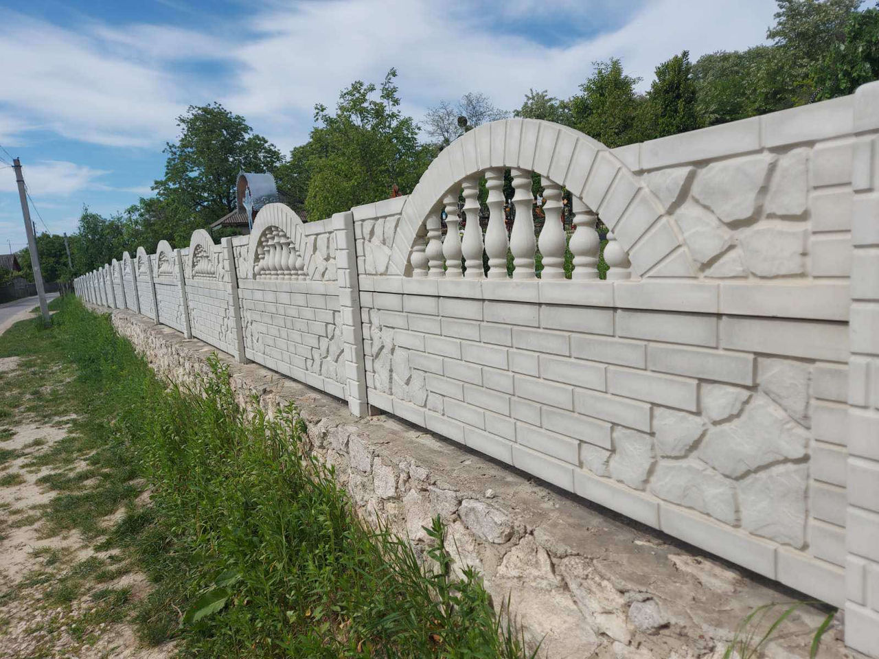 Modele moderne si frumoase de garduri pentru curtea ta! foto 7