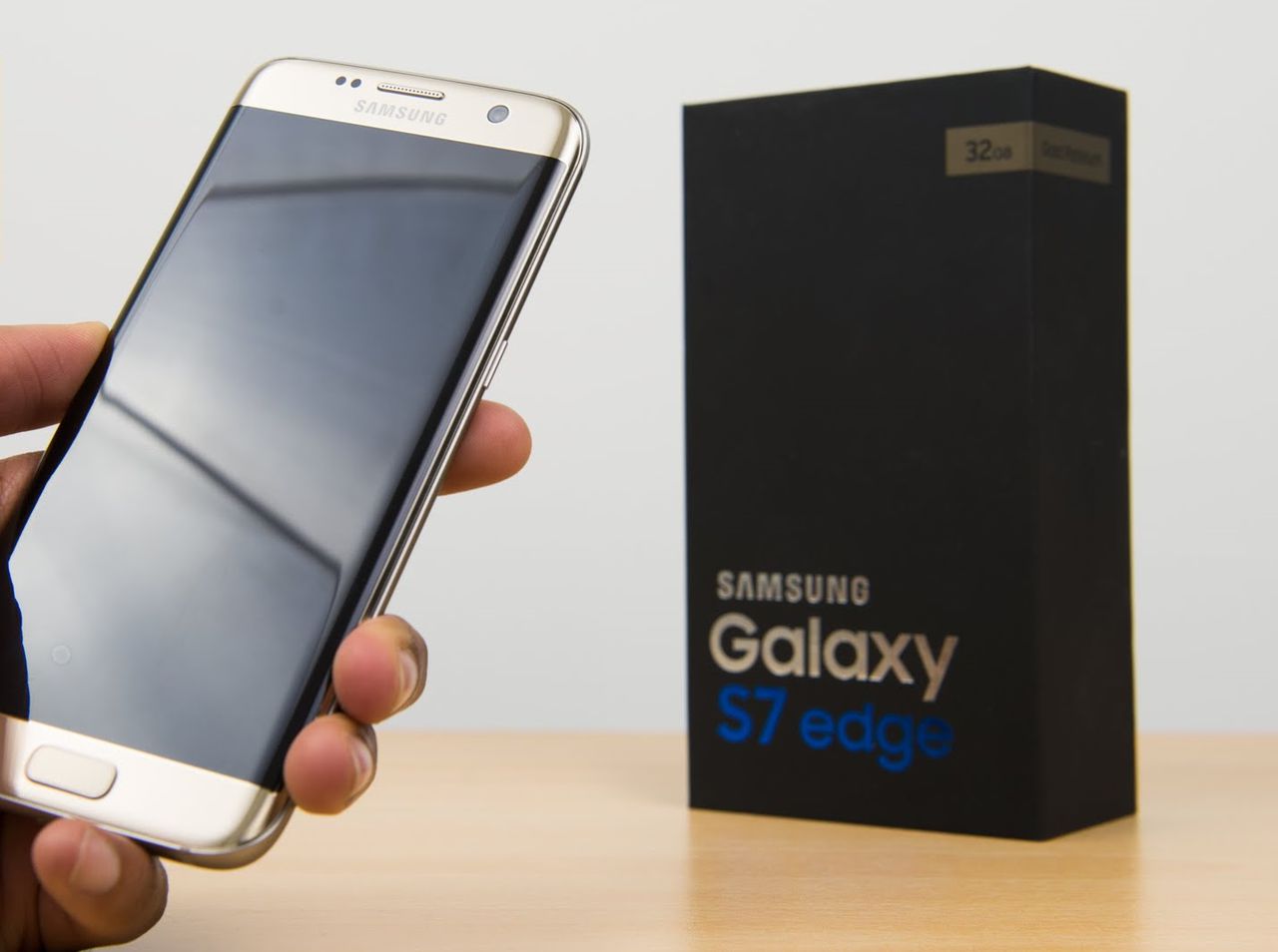 Samsung Galaxy s7 Gold