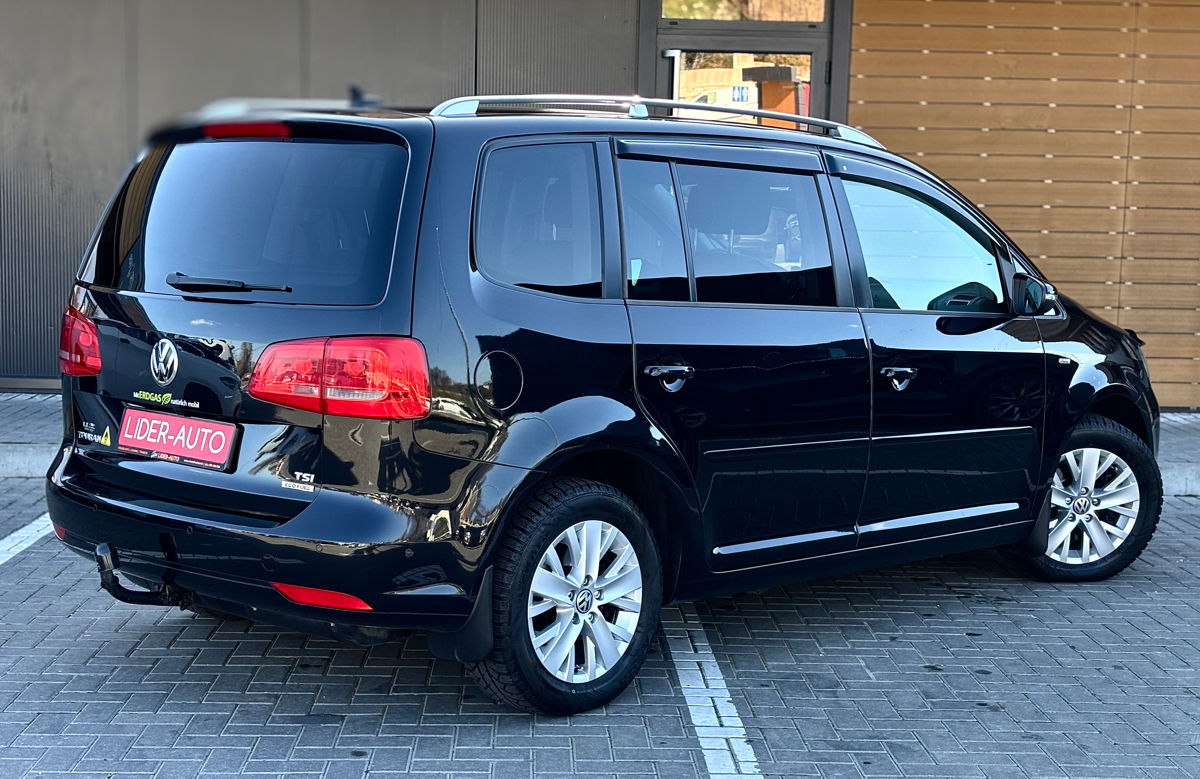 Volkswagen Touran фото 3