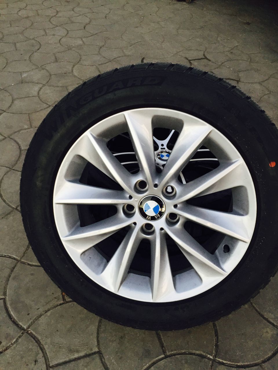 original diski Bmw + novaya rezina Nexen 245/50 R18