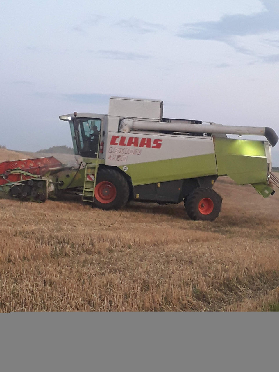 Combina Claas Lexion 460 foto 0