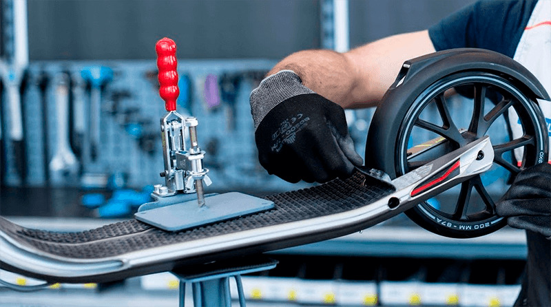 Ремонт самокатов /Reparatie trotinetelor / Biciclete electrice/ Reparatie/Ремонт запчасти/piese foto 0