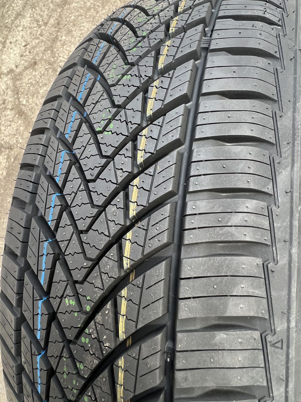 165/60 R14 Tracmax Allseason Trac saver/ Доставка, livrare toata Moldova foto 4