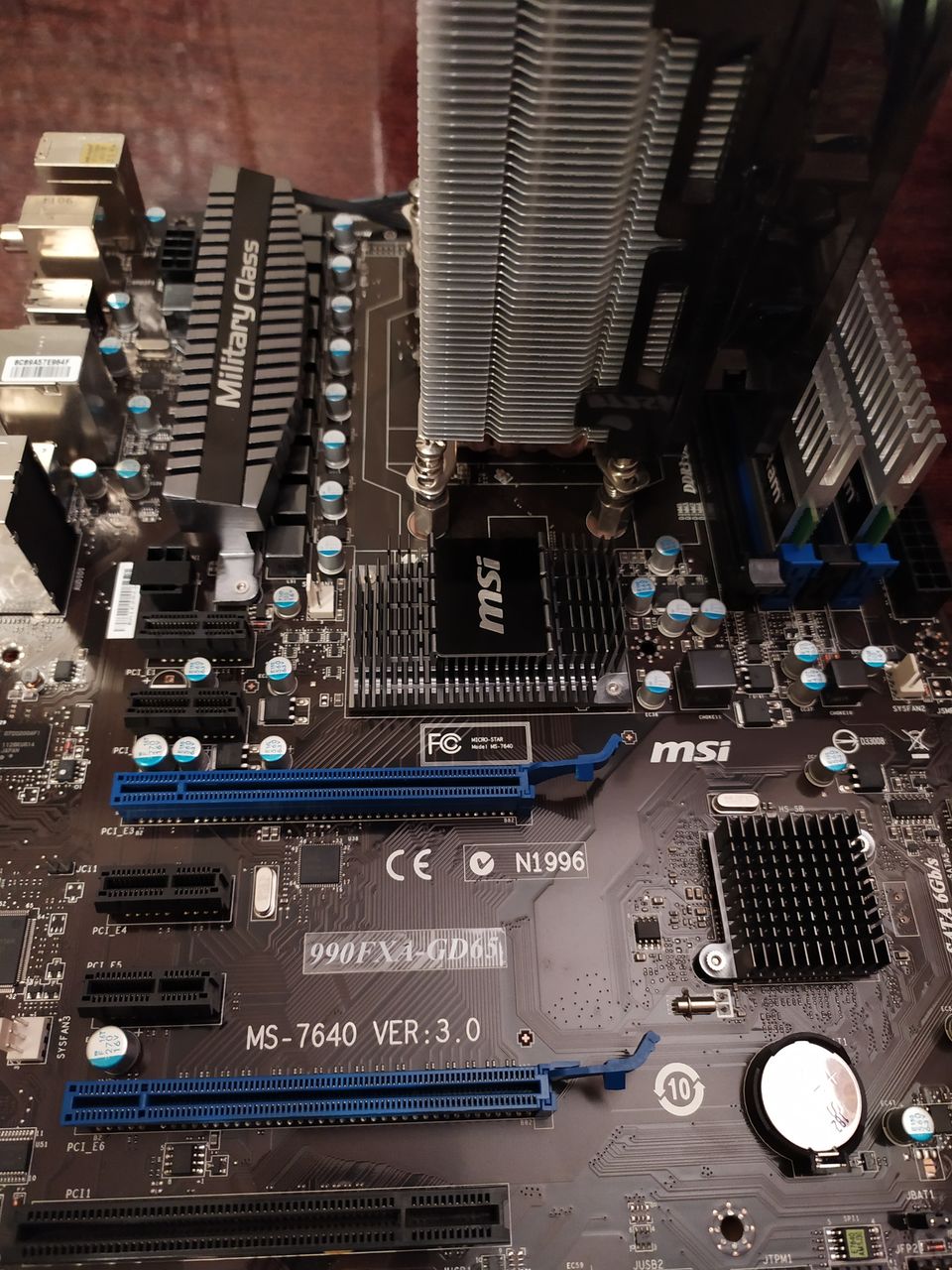 MSI 990FXA-GD65+FX8370E+16Gb Ram DDR3