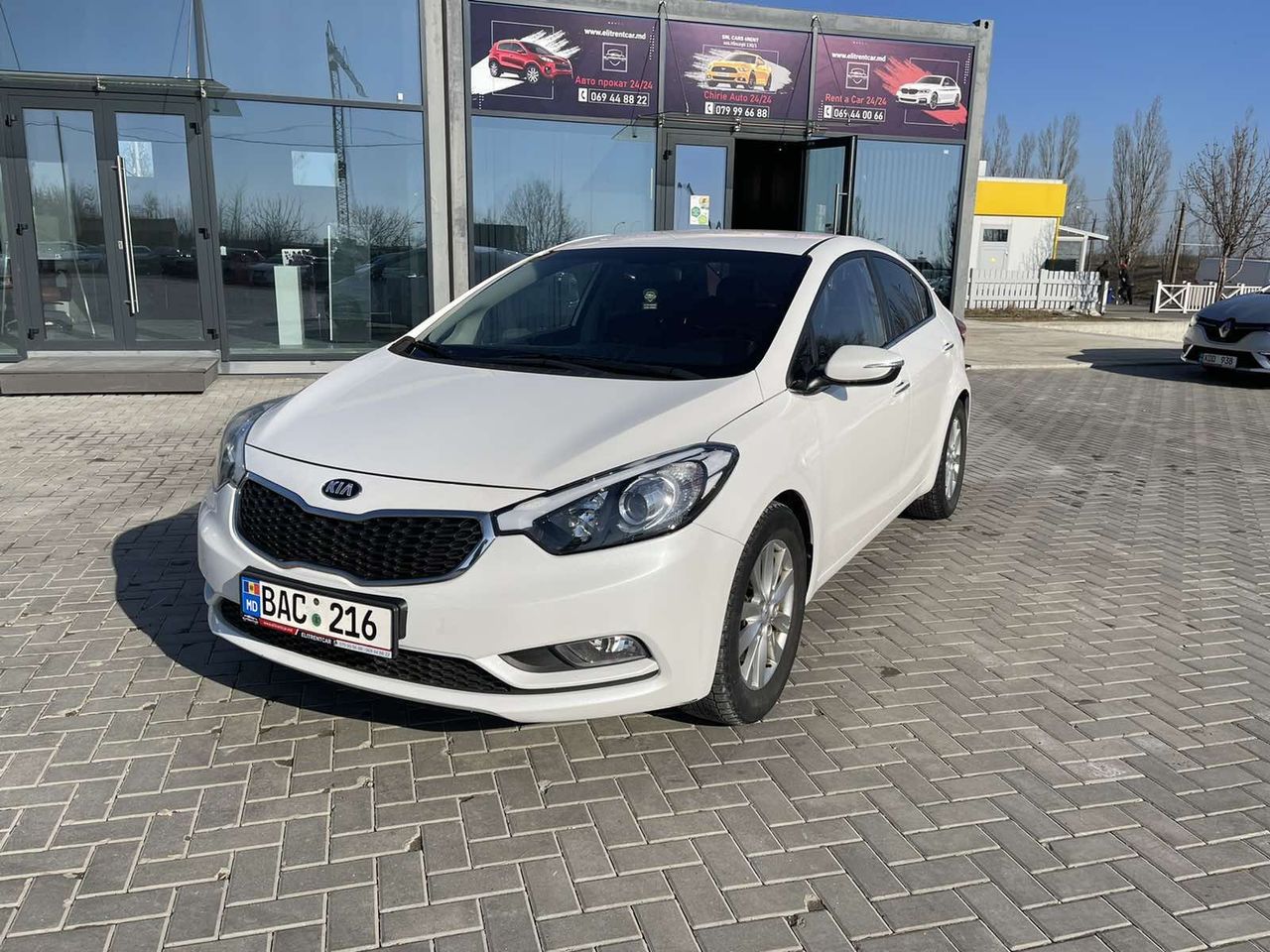 Прокат авто от 10€/ chirie auto de la 10€ foto 8