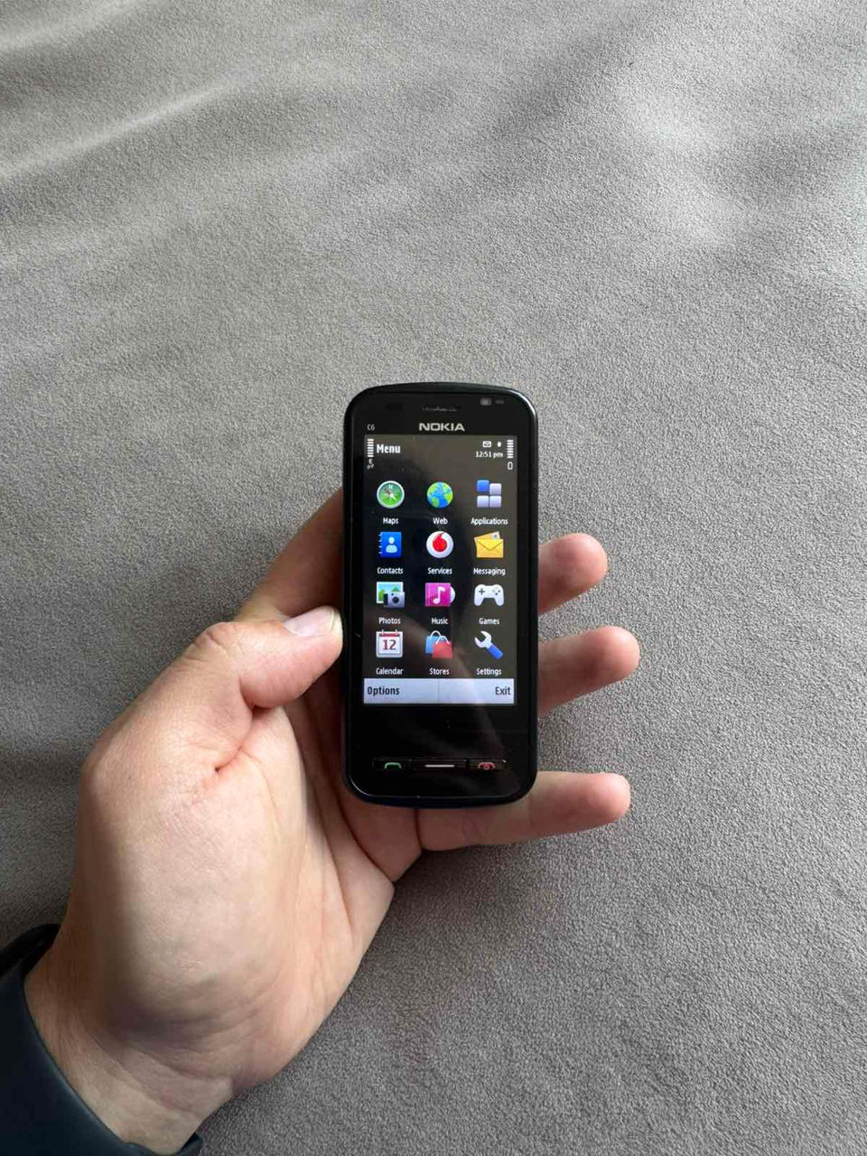 Nokia C6 foto 2