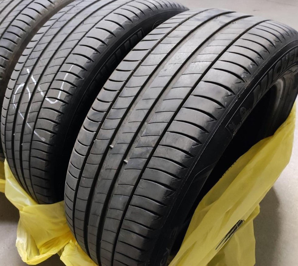 245 45 r18 Michelin