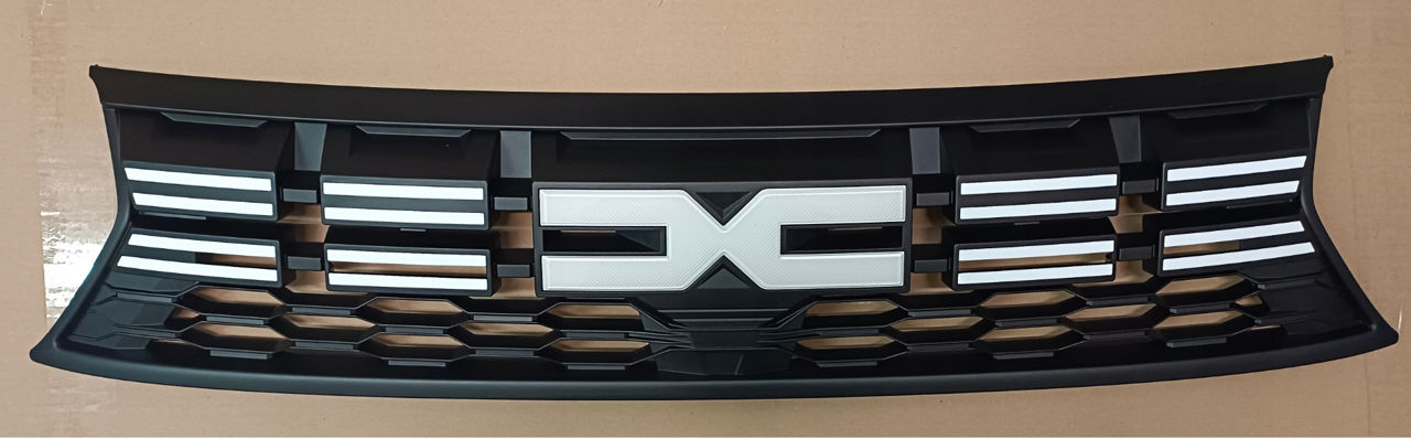 grila radiator Dacia duster 2023 foto 3