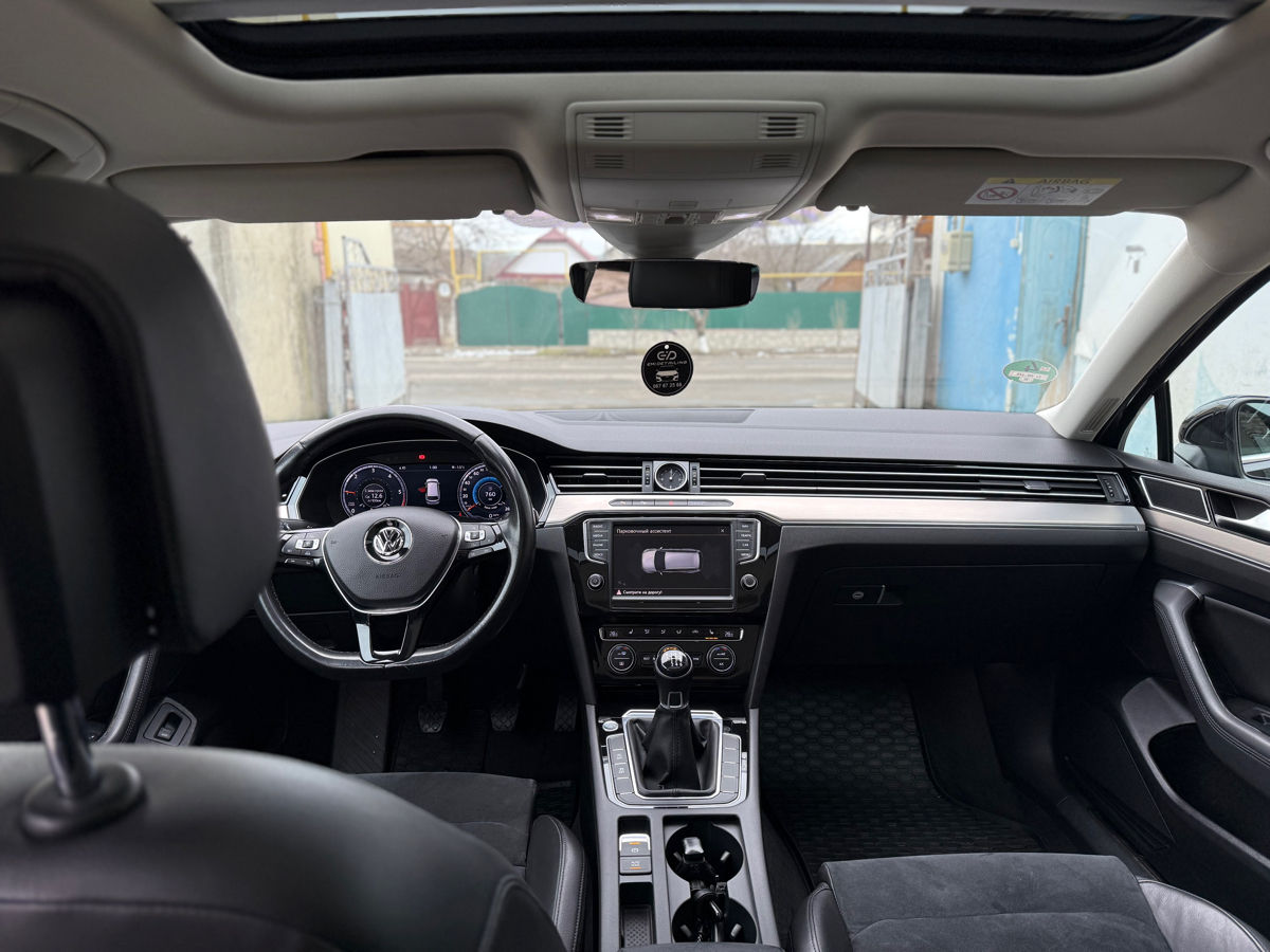 Volkswagen Passat foto 4