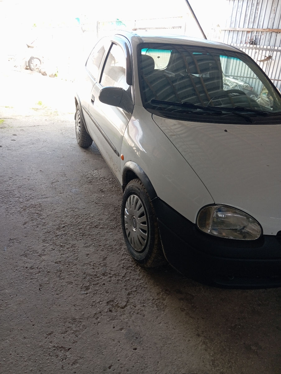 Opel Corsa фото 2