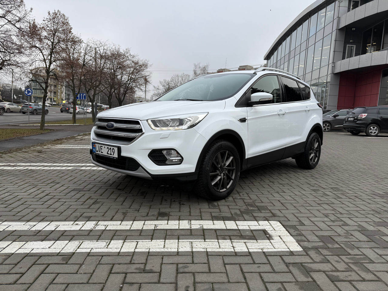 Ford Kuga фото 0