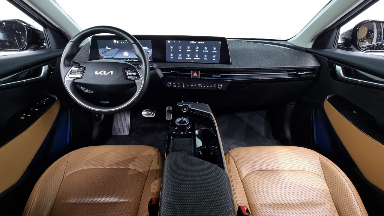 KIA EV6 фото 3
