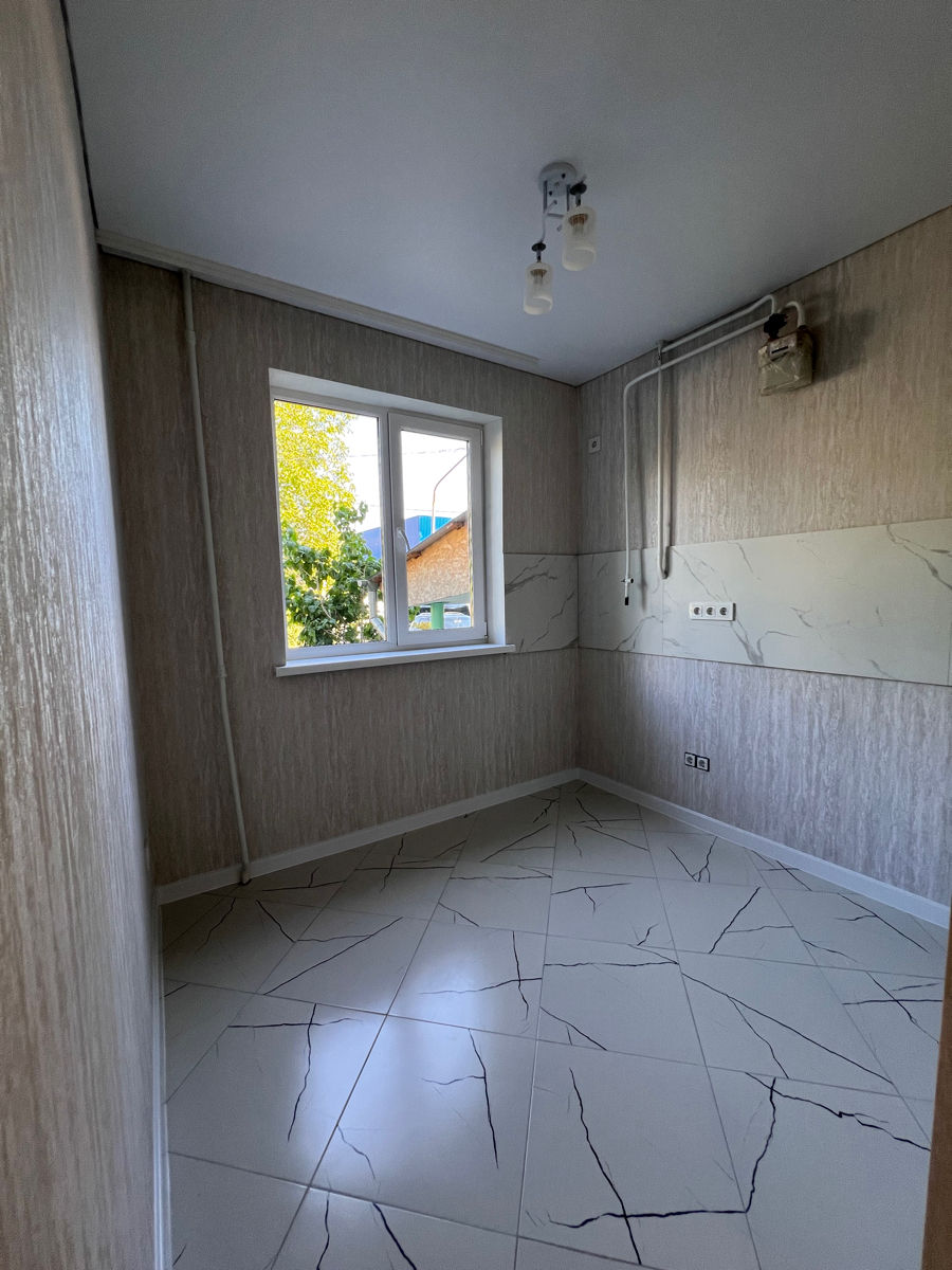 Apartament cu 3 camere,  9 cartier,  Bălți,  Bălți mun. foto 3