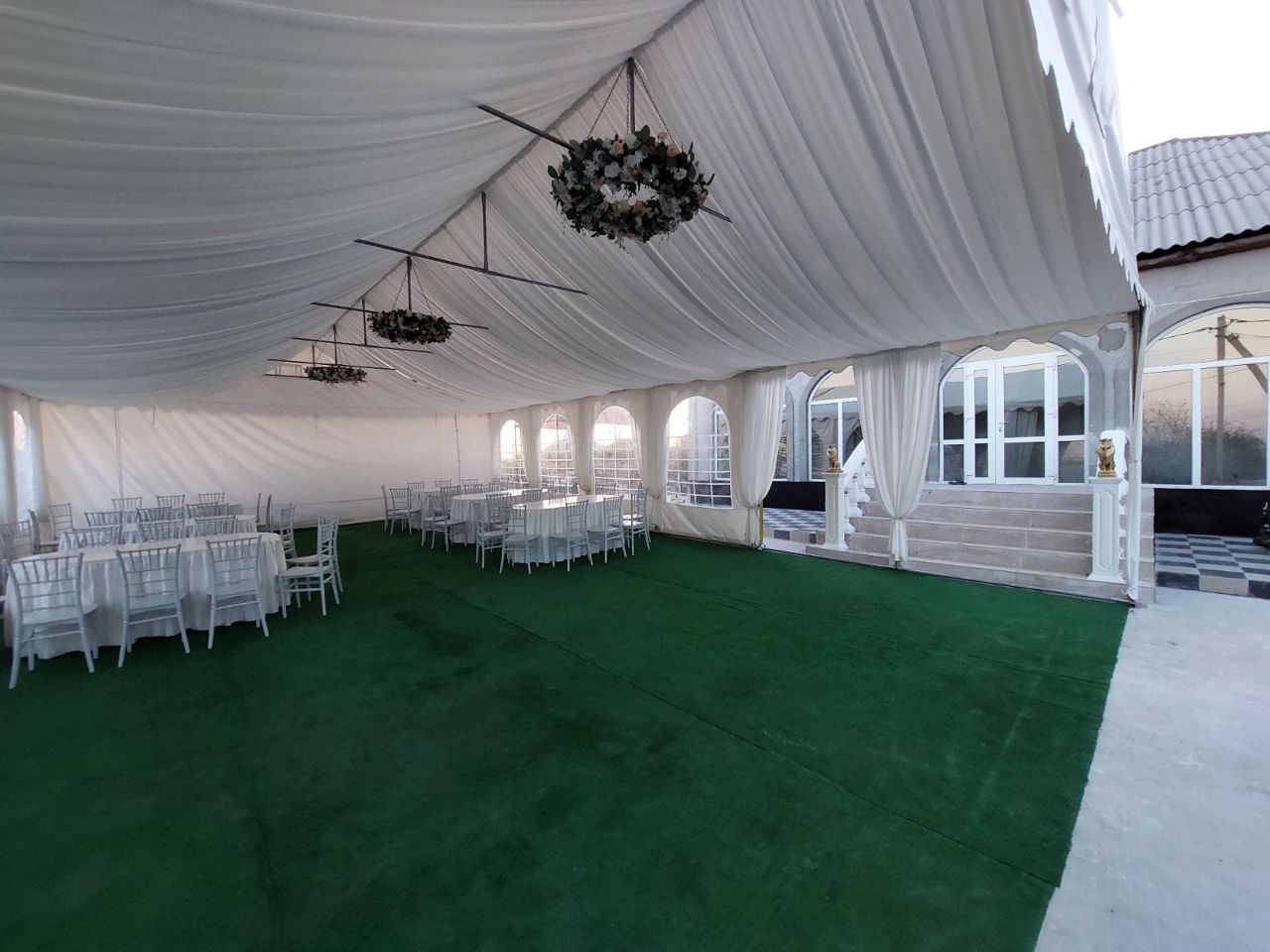 Corturi spre chirie pentru orice eveniment! foto 1