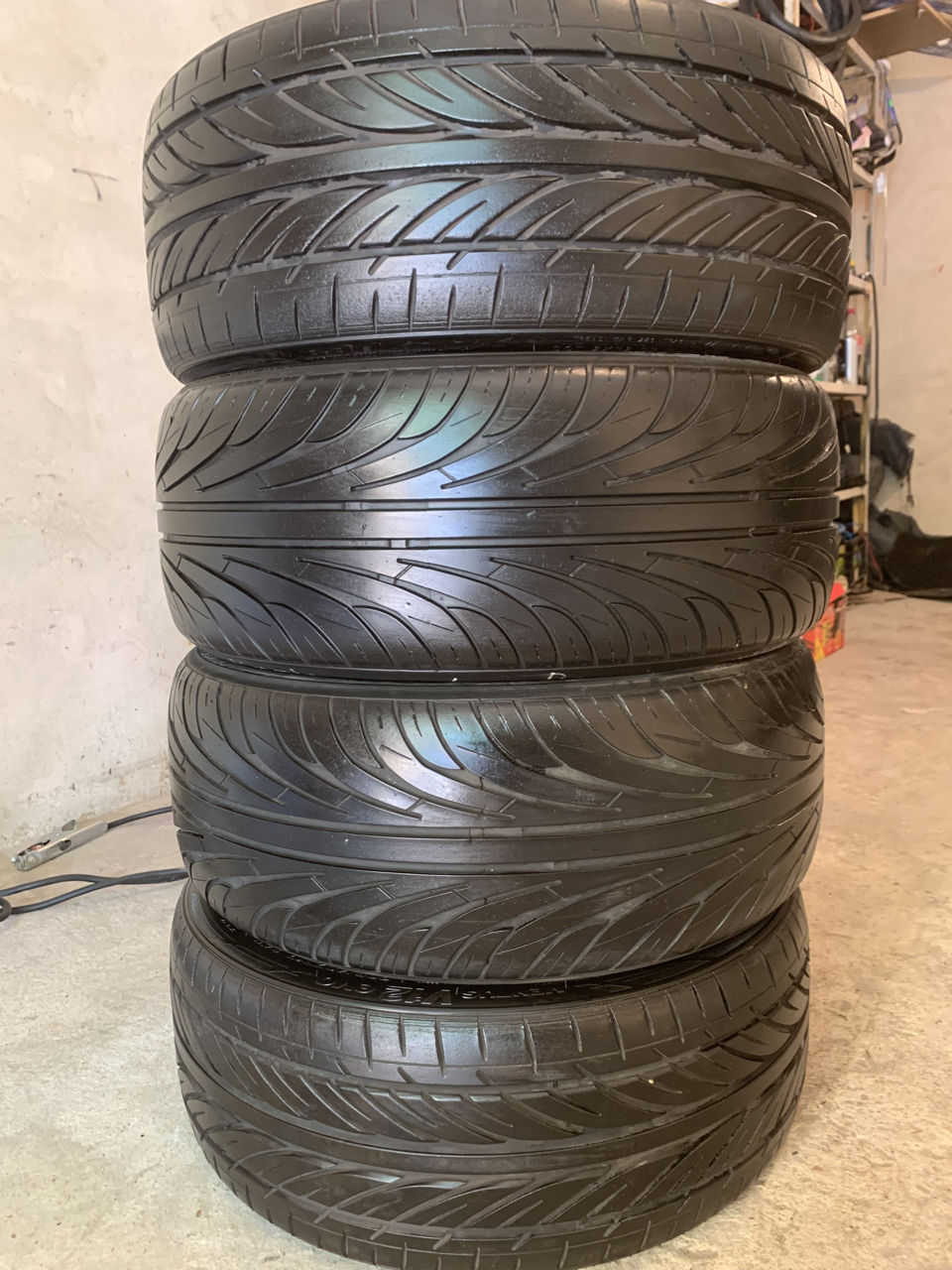 Hankook R17 205/40 ZR