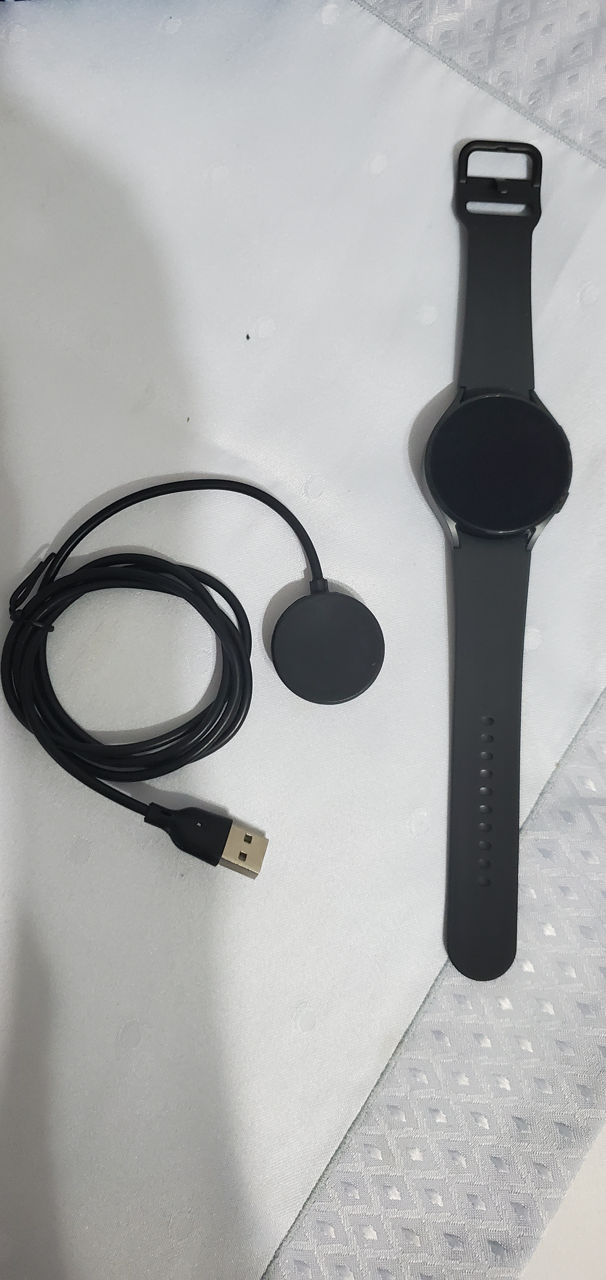 Samsung Galaxy smartwatch 4