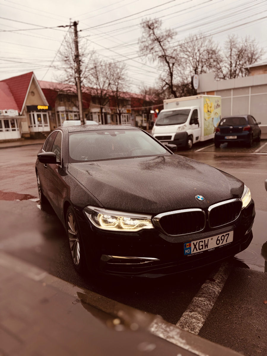 BMW 5 Series foto 0