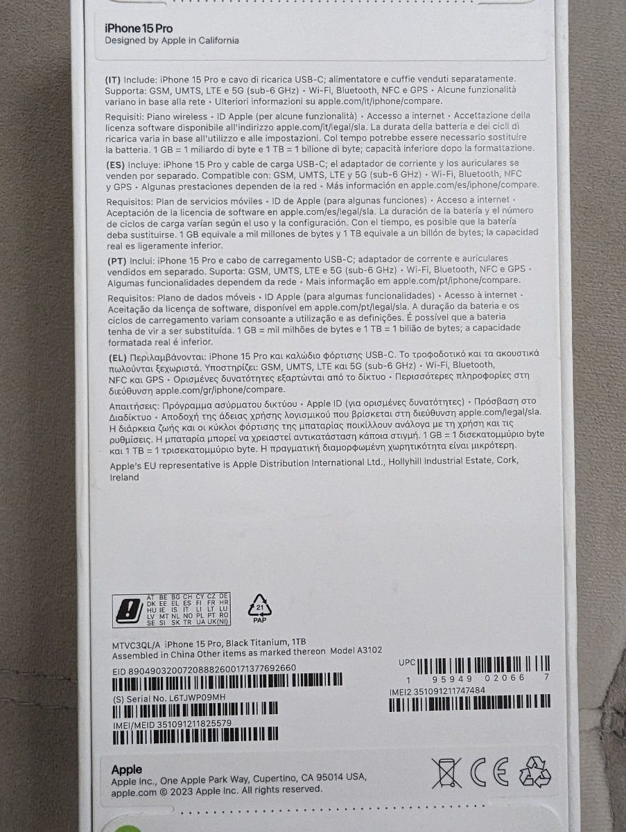 iPhone 15 Pro   1TB foto 1