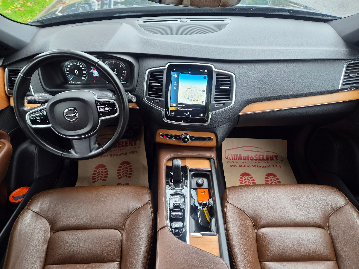 Volvo XC90 2020 photo 11