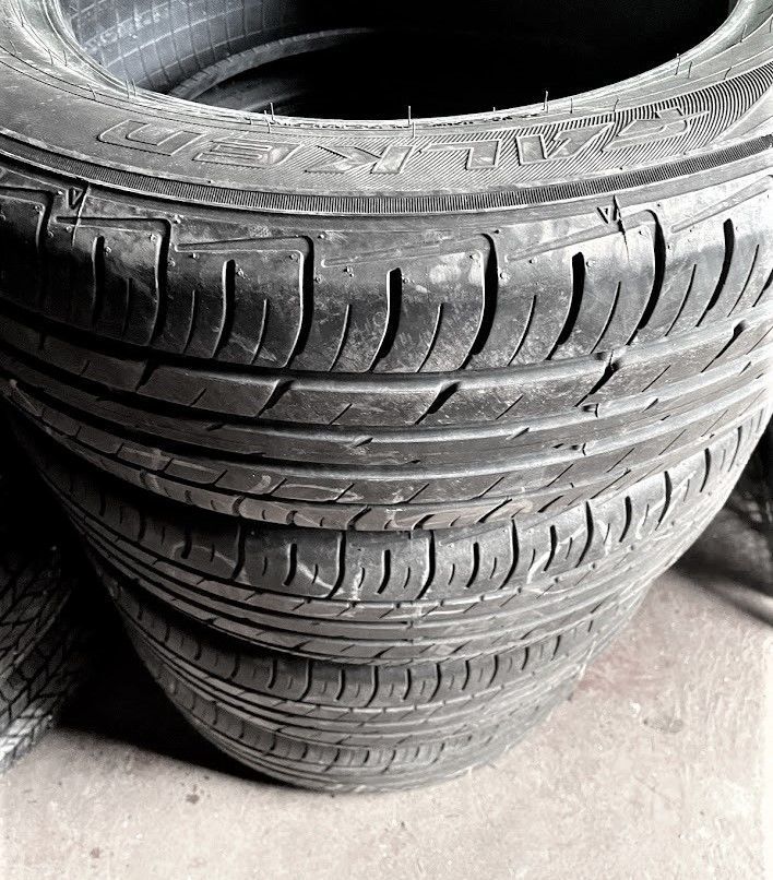 215 60 R16 Michelin