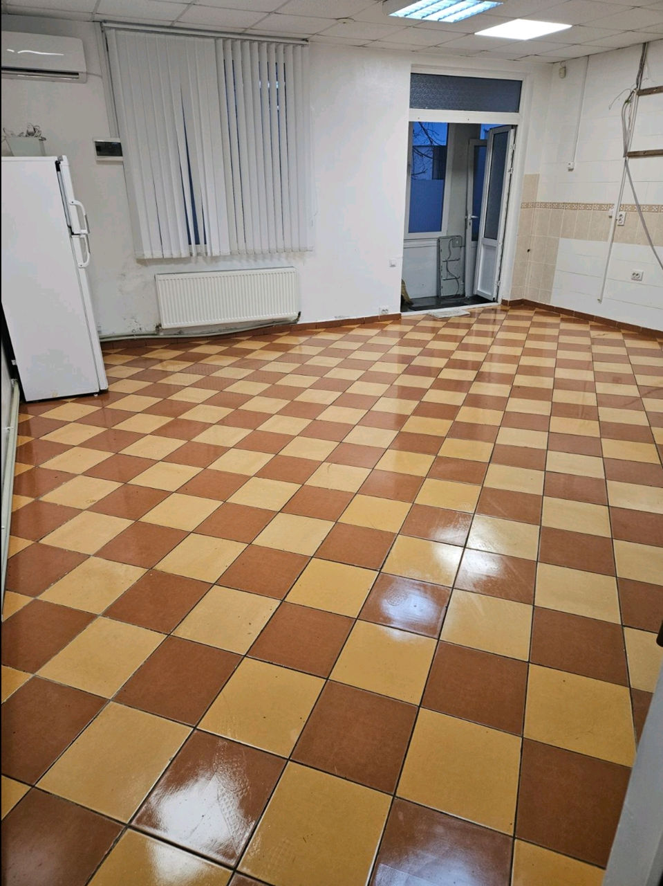 Spațiu comercial chirie 150m.p. în sectorul centru Orhei.  foto 8