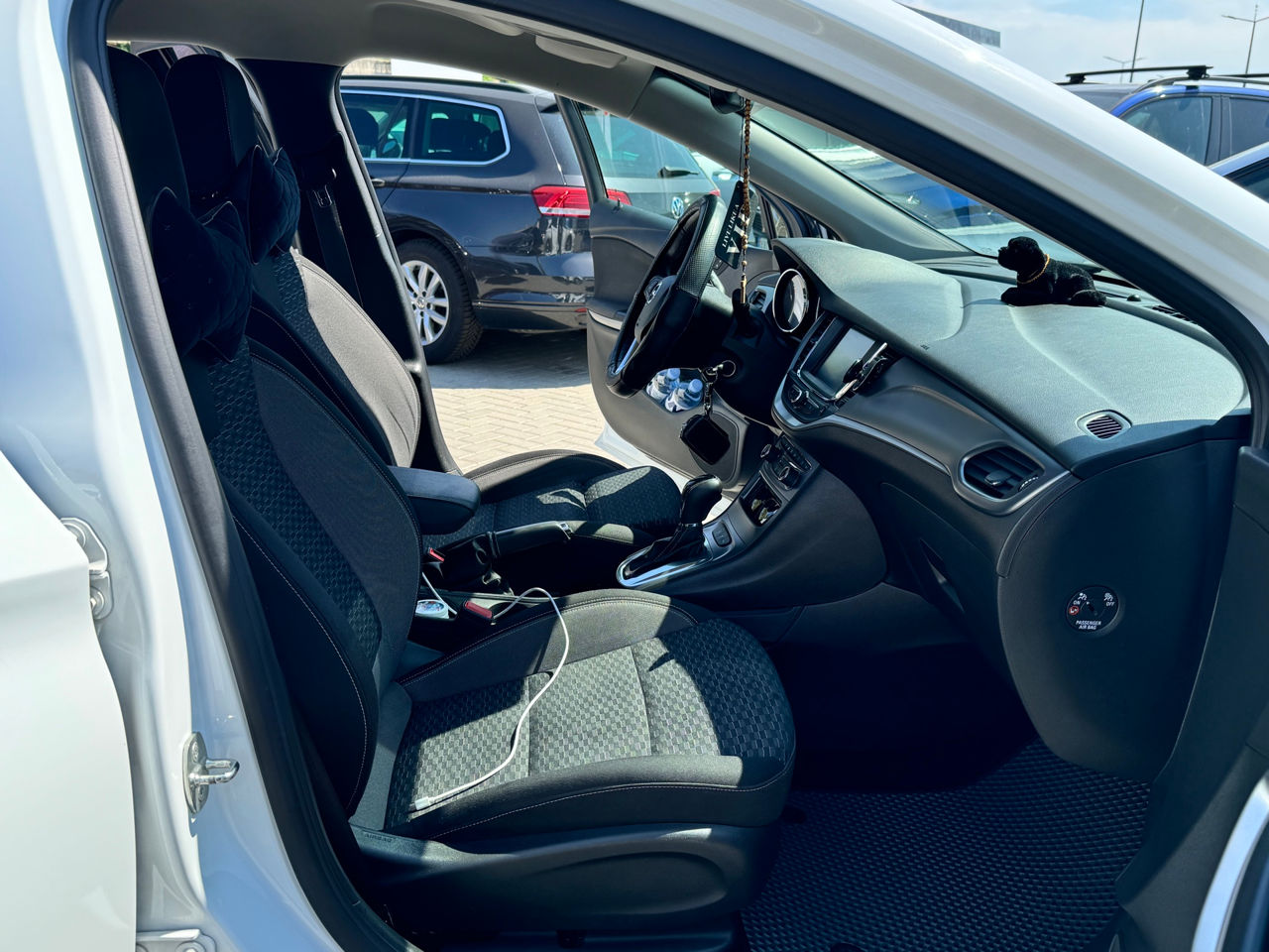 Opel Astra foto 16