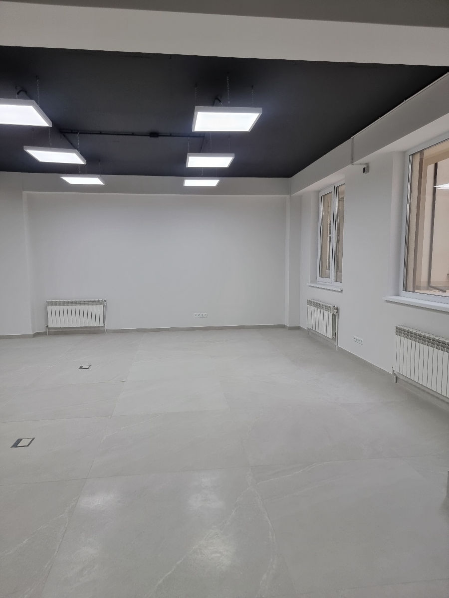 Spațiu comercial pentru chirie, 130 m2, Old Town Residence foto 2