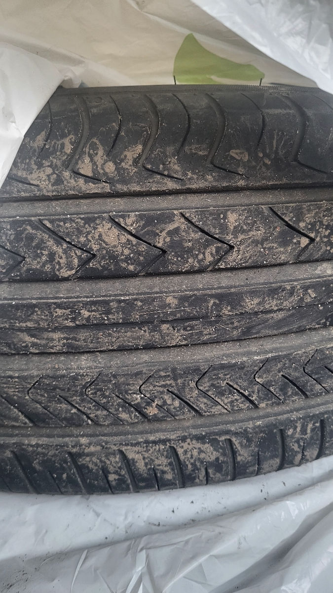 225/55 R16 foto 0