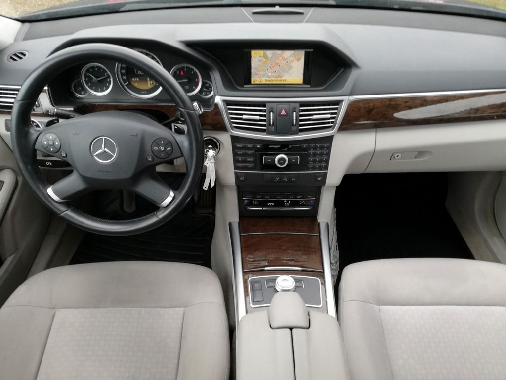 Mercedes E-Class foto 7