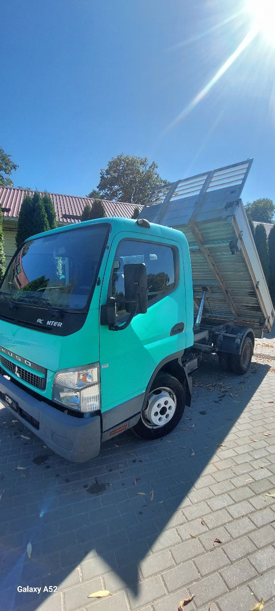 Mitsubishi fuso canter foto 8