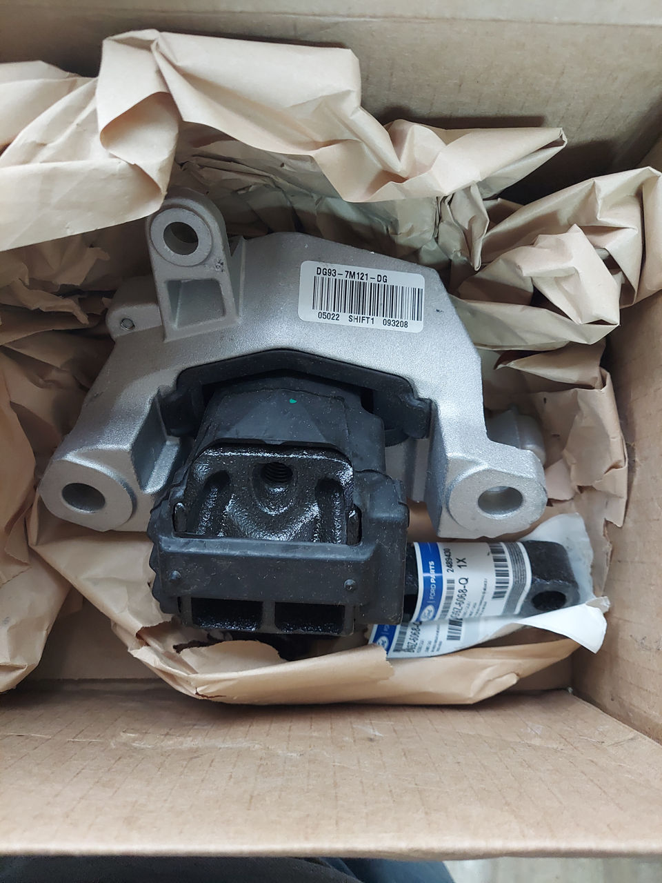 Подушка двигателя левая Ford fusion, Lincoln mkz hybrid foto 6