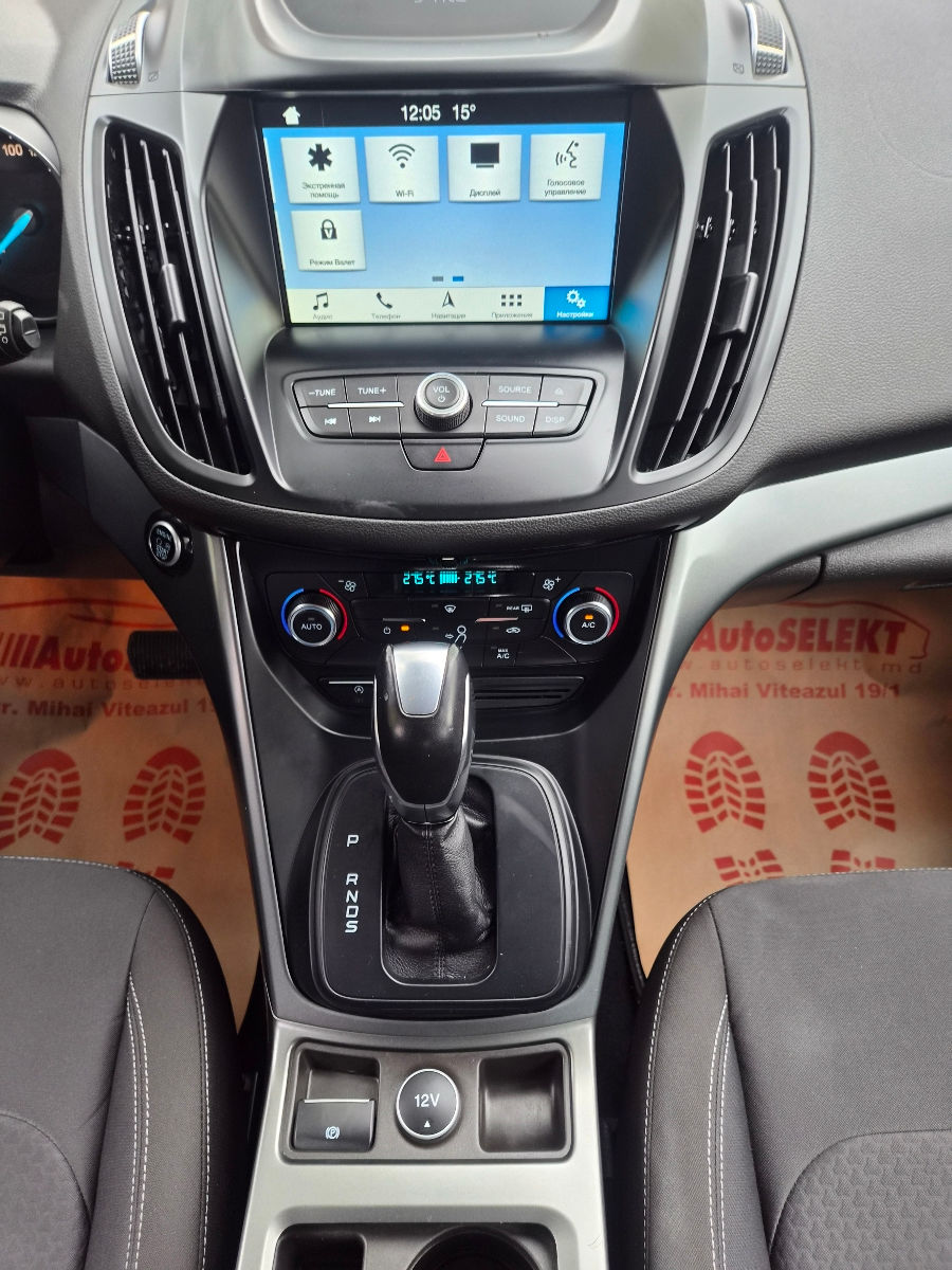 Ford Kuga 2018 photo 13