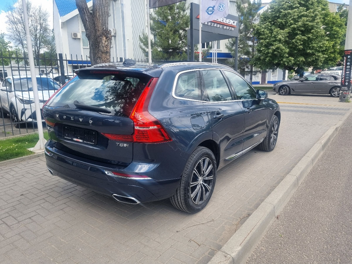 Volvo XC60 2019 photo 5