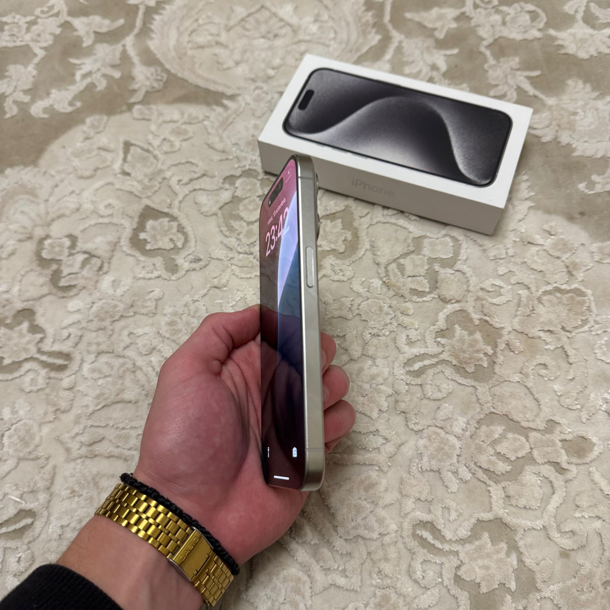 iPhone 15 Pro 128GB White Titanium foto 3
