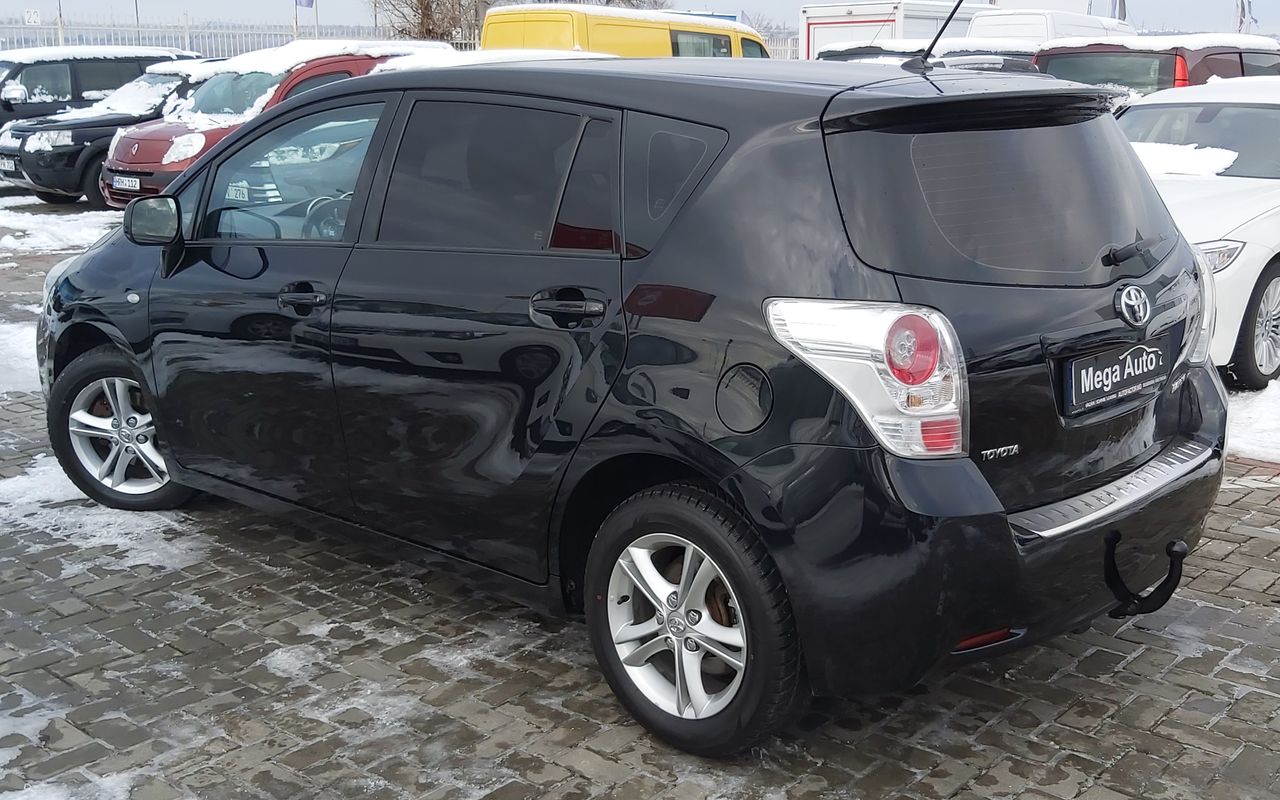 Toyota verso авторазбор