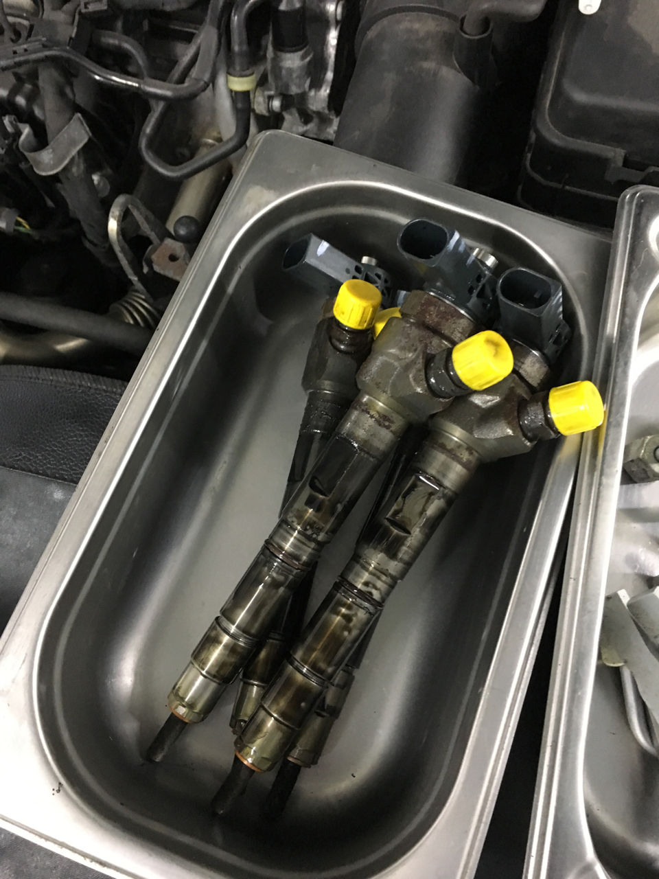 Reparatii motoare diesel, injectoare si pompe de injectie. Serviciul profesional Common Rail foto 0