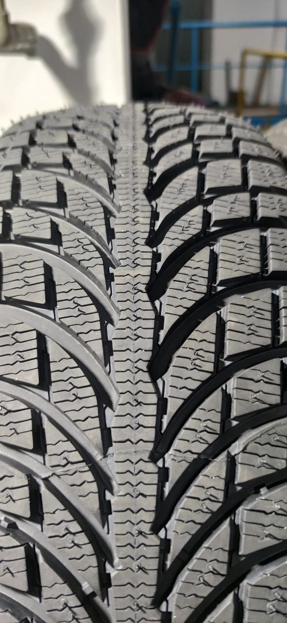 Michelin 225/60/r18