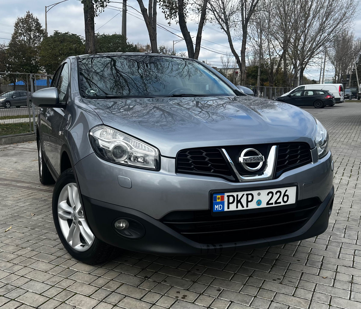 Nissan Qashqai foto 1